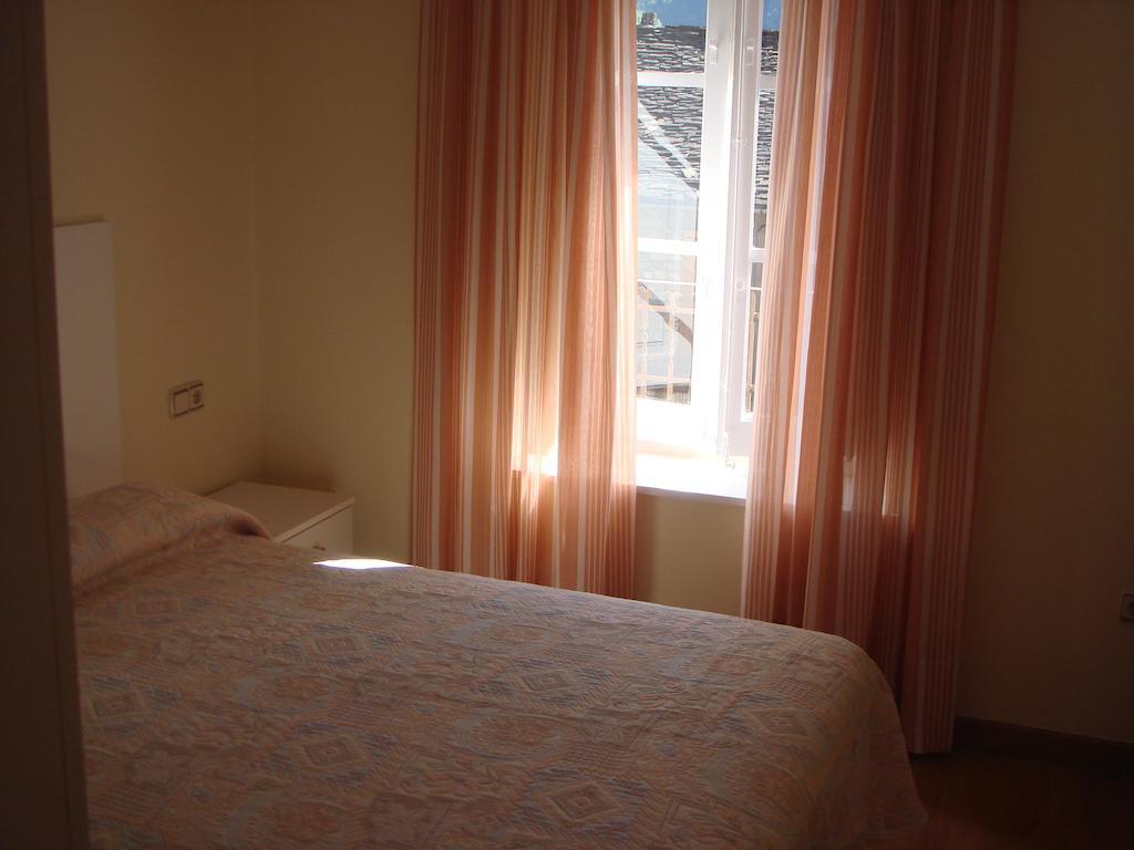 Apartamentos Valles ブロト 部屋 写真